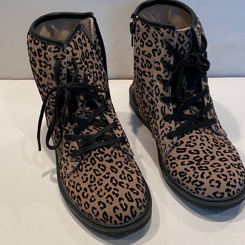 Monkey Feet Tan/Black Cheetah Print Ankle Boots